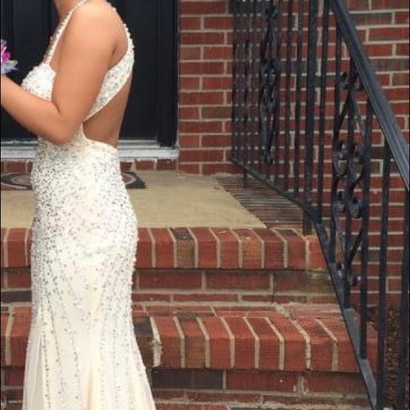 Prom Dress - Picture 4 of 5